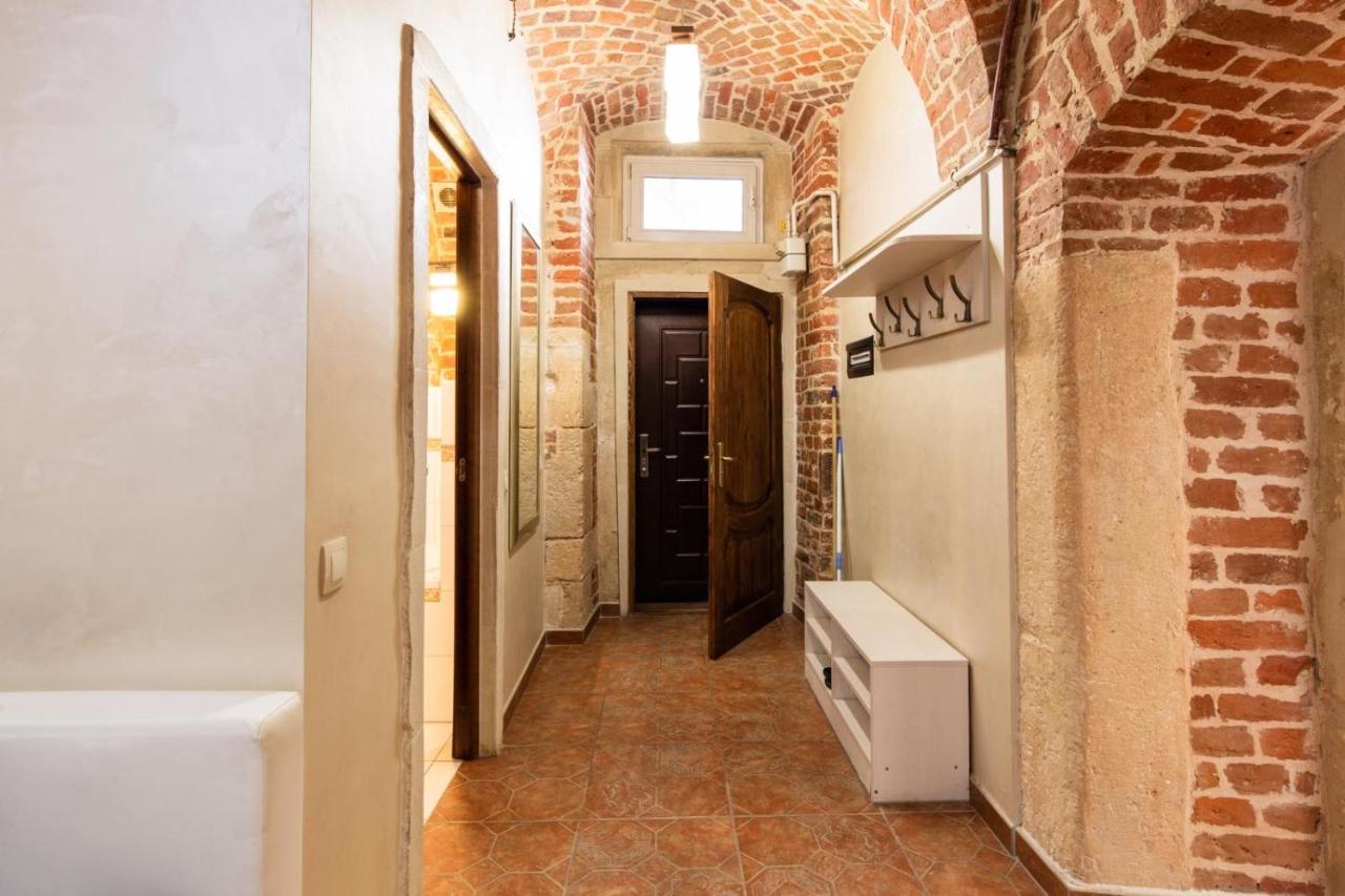 Spirit Of Old Lviv Apartment Main Square 外观 照片
